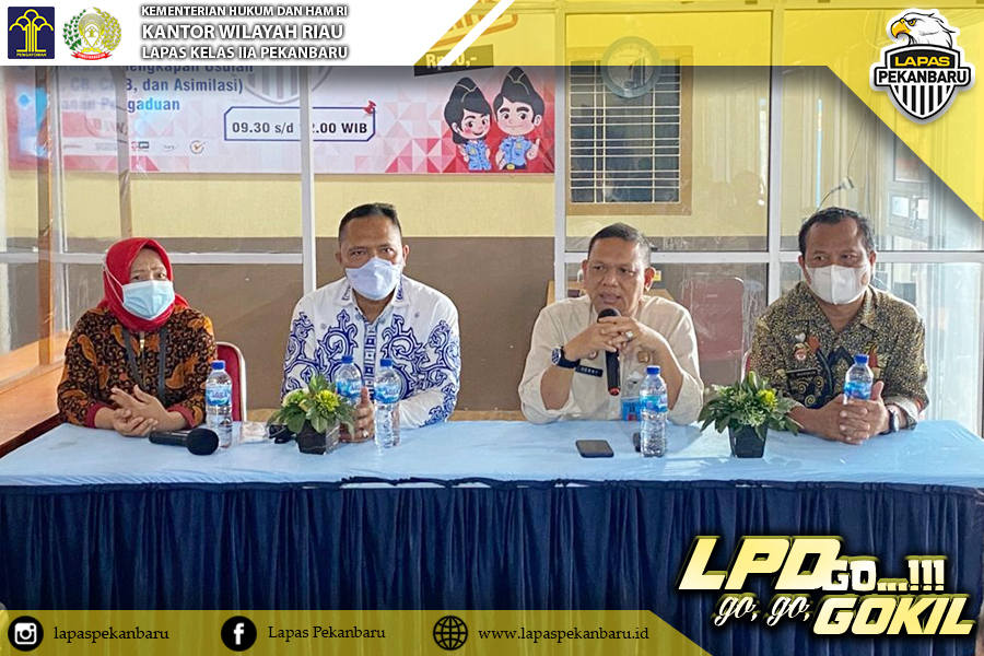 Kalapas memberikan pengarahan kepada petugas